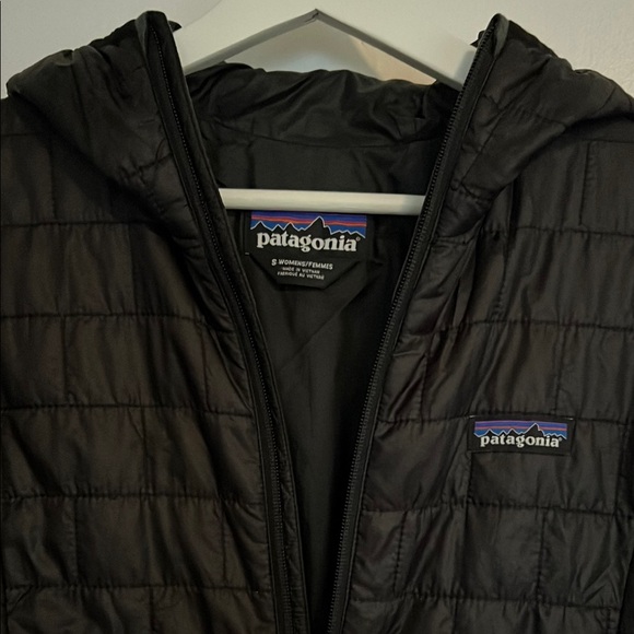 Patagonia Women's Nano Puff Hoody Quilted Hooded Jacket - Picture 7 of 12